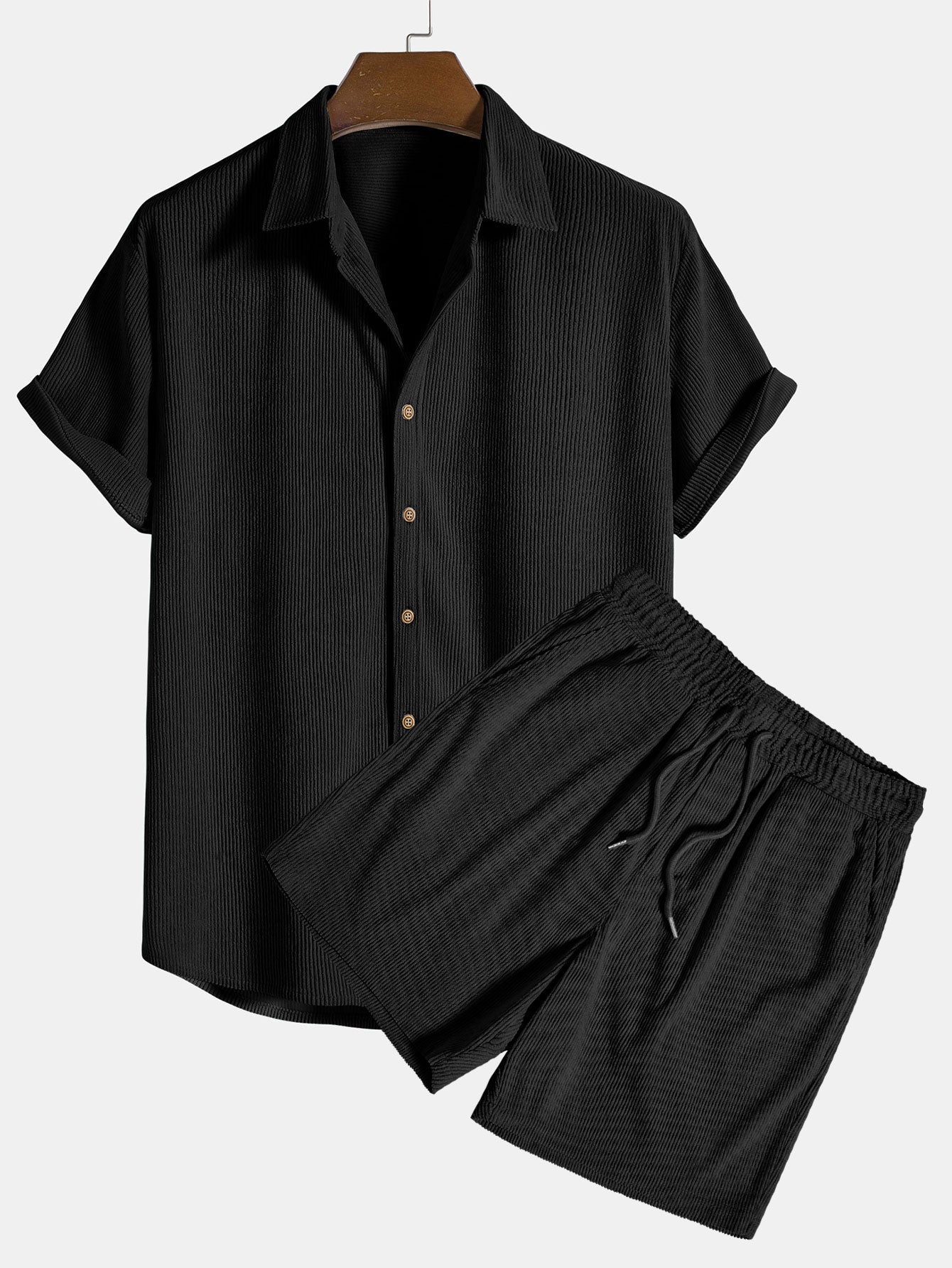 Camisa de botones y pantalones cortos