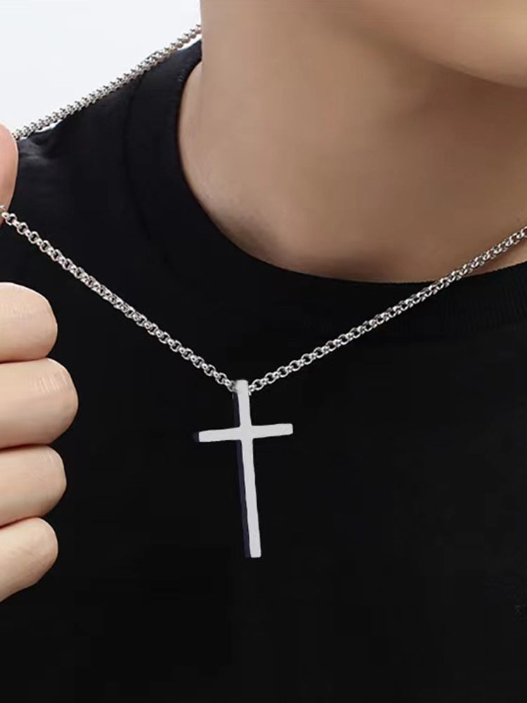 Collar con colgante de cruz simple