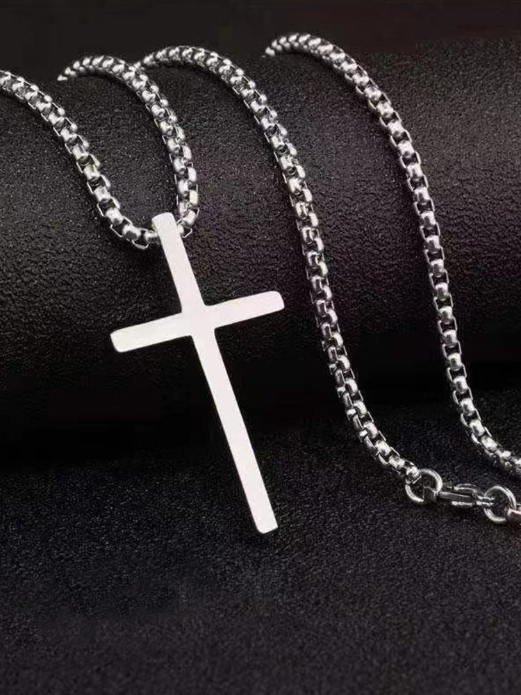 Collar con colgante de cruz simple
